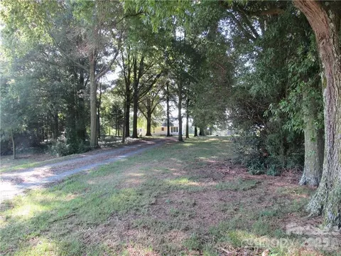 1212 Marshville Olive Branch Rd, Marshville, NC 28103