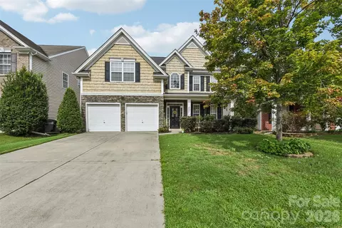 Exterior - 3351 Streamside Dr, Davidson, NC 28036 photo 1 of 7