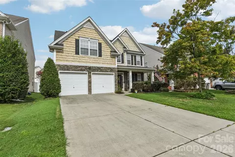 3351 Streamside Dr, Davidson, NC 28036