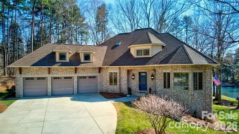 301 Agnew Rd, Mooresville, NC 28117