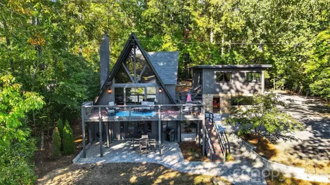 16404 Macgregor Ln, Charlotte, NC 28278