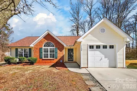 7124 Rumple Rd, Charlotte, NC 28262