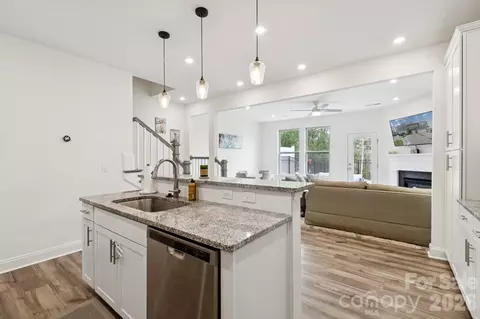 2081 Suttonview Rd, Fort Mill, SC 29708