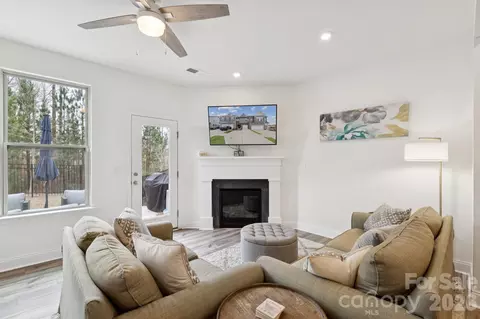 2081 Suttonview Rd, Fort Mill, SC 29708 photo 8