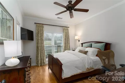 Bedroom - 1113 Torrence Cir, Davidson, NC 28036 photo 4 of 5