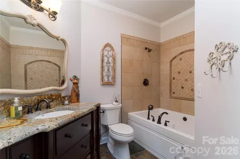 Bath - 1113 Torrence Cir, Davidson, NC 28036 photo 1 of 6