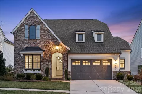 1016 Thatcher Way, Fort Mill, SC 29715