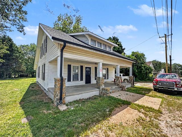 9238 Nc Hwy 90 E Hwy E, Stony Point, NC 28678