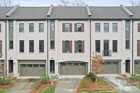 2828 Hillside Springs Dr, Charlotte, NC 28209