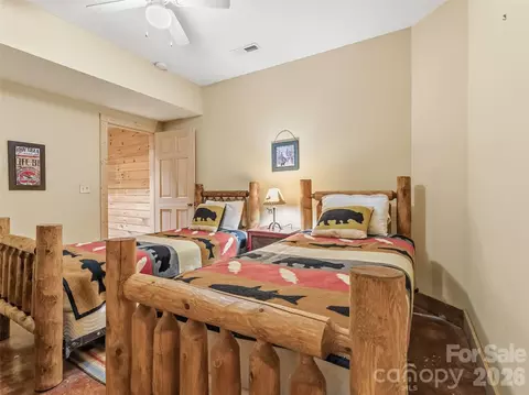 Bedroom - 167 Mountain Vista Dr, Saluda, NC 28773 photo 5 of 5