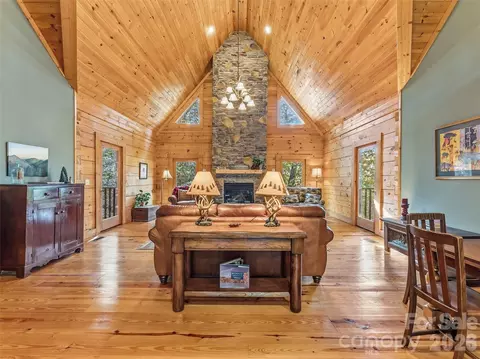 Living - 167 Mountain Vista Dr, Saluda, NC 28773 photo 2 of 6