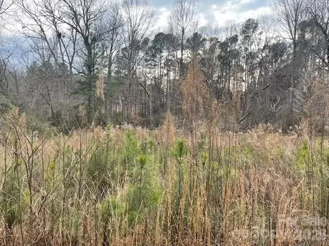593 Brooks Rd, Bostic, NC 28018 photo 2