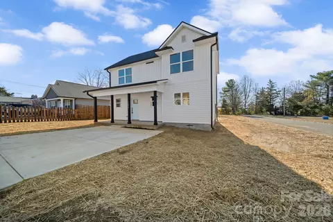 1655 Garnet St, Kannapolis, NC 28083