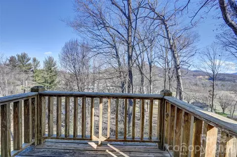241 Sherrill Ln, Canton, NC 28716