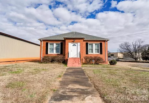 215 Morton St, Shelby, NC 28152