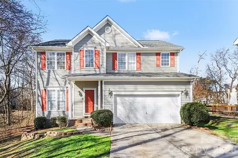 9911 Atkins Ridge Dr, Charlotte, NC 28213