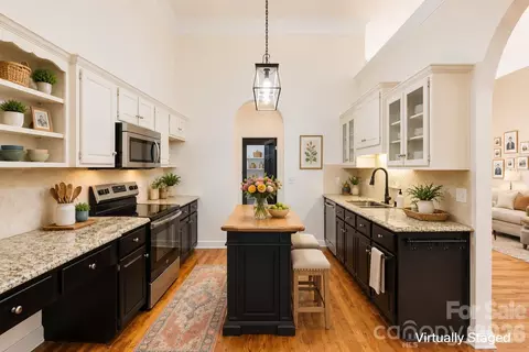 1035 S Bank Dr, Rock Hill, SC 29732