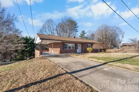 1306 Delwood Sw Dr SW, Lenoir, NC 28645
