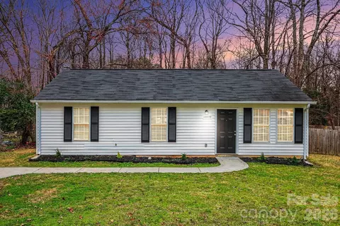 10409 Landon St, Charlotte, NC 28215