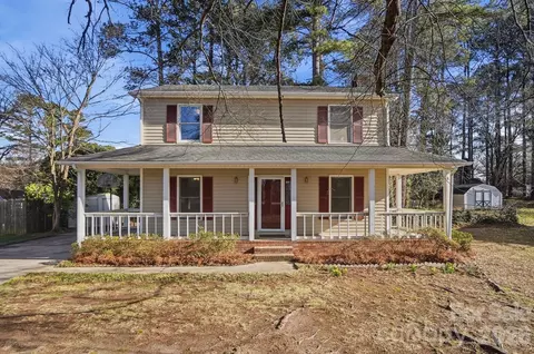 1400 Neal Hawkins Rd, Gastonia, NC 28056
