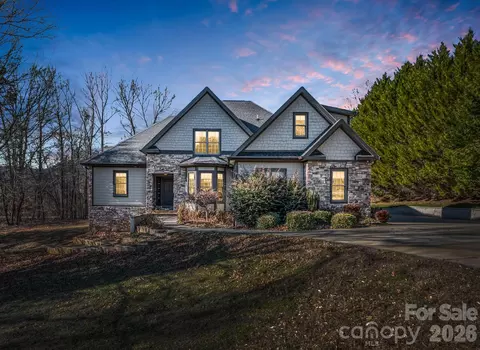60 Bridge Ln, Tryon, NC 28782