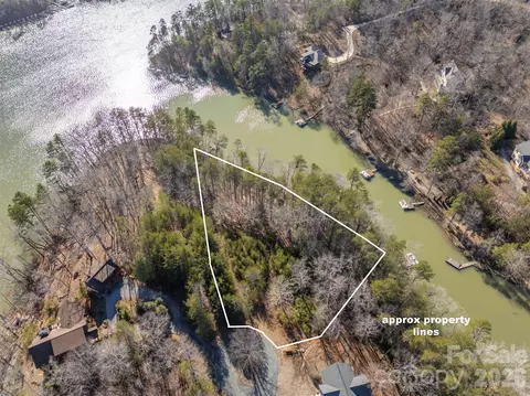 000 Indian Summer 4 Ln #4, Mill Spring, NC 28756