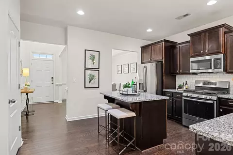 6056 Cloverdale Dr, Tega Cay, SC 29708 photo 4