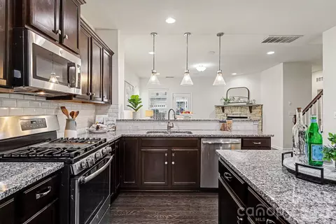 6056 Cloverdale Dr, Tega Cay, SC 29708 photo 8