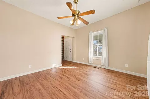 802 Bethpage Rd, Kannapolis, NC 28081 photo 8