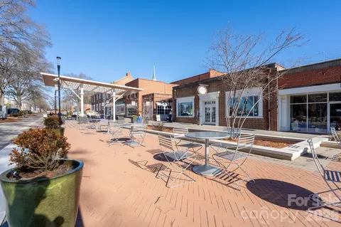 Exterior - 200 Martin Luther King Jr Ave, Kannapolis, NC 28083 photo 8 of 11