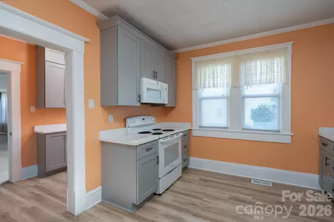 Kitchen - 200 Martin Luther King Jr Ave, Kannapolis, NC 28083 photo 3 of 3