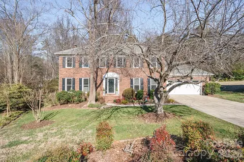 14604 Hanloch Ct, Charlotte, NC 28262