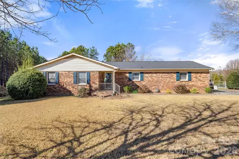 140 Patrick Rd, Gastonia, NC 28056