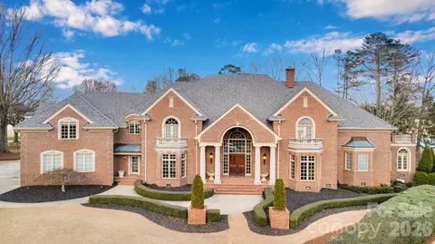 17429 Staysail Ct, Cornelius, NC 28031