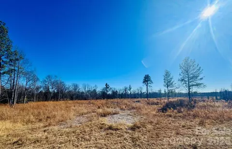 0000 Woodbine Rd, Cheraw, SC 29520