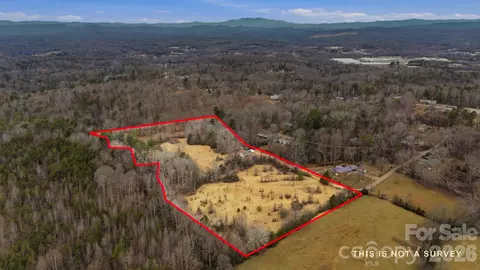 2630 Bluebird Ln, Lenoir, NC 28645