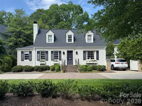 2045 Beverly Dr, Charlotte, NC 28207