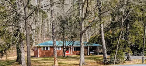 979 Greenville Hwy, Brevard, NC 28712