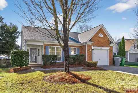 13212 Lampmeade Ln, Charlotte, NC 28273