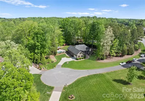 View/Area - 860 Arrow Point Ln, Davidson, NC 28036 photo 2 of 2