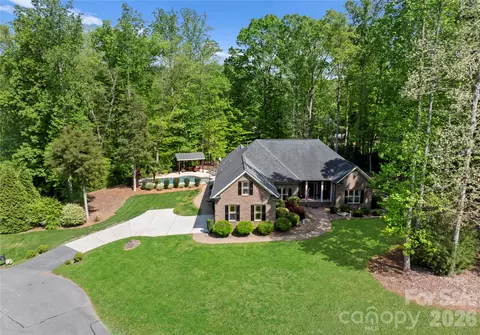 Other - 860 Arrow Point Ln, Davidson, NC 28036 photo 2 of 13
