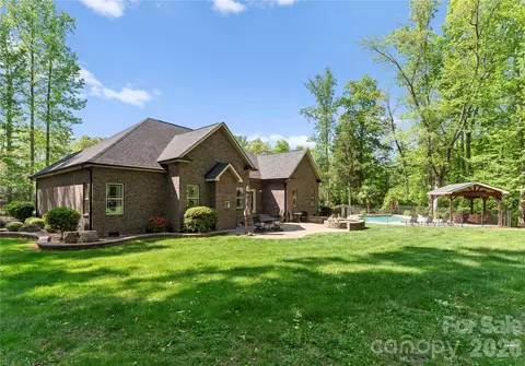 Exterior - 860 Arrow Point Ln, Davidson, NC 28036 photo 12 of 12