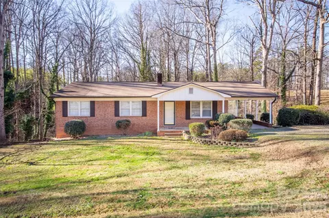 291 Spicewood Cir, Troutman, NC 28166