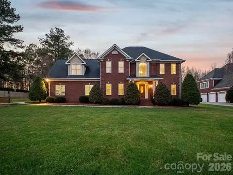 10019 Elibren Ln, Matthews, NC 28105