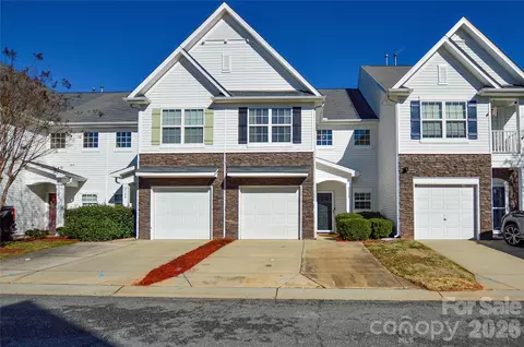 2126 Shady Pond Dr, Clover, SC 29710