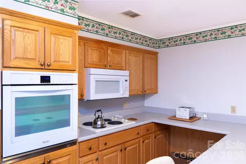 Kitchen - 133 Harmony Hl, Sylva, NC 28779 photo 1 of 2