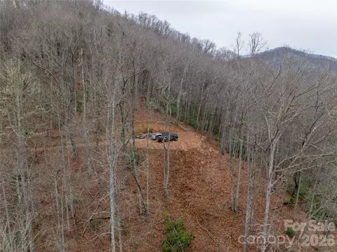 999 Breedlove 2 Rd #2, Bryson City, NC 28713