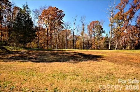2531 Sam Newell Rd, Matthews, NC 28105