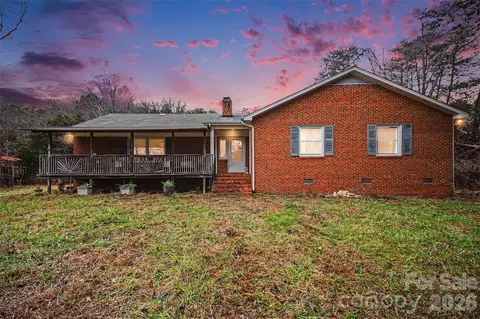 16421 Shallow Pond Rd, Charlotte, NC 28278