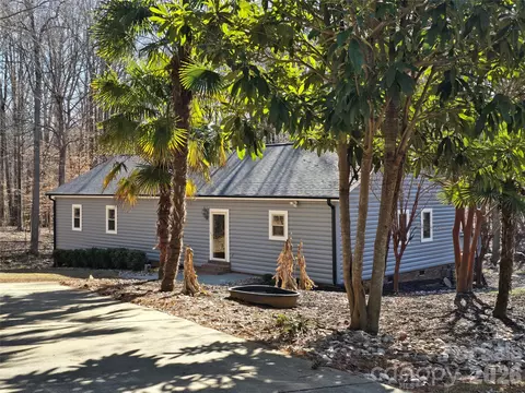 Exterior - 6802 Lowesville Ln, Stanley, NC 28164 photo 4 of 8